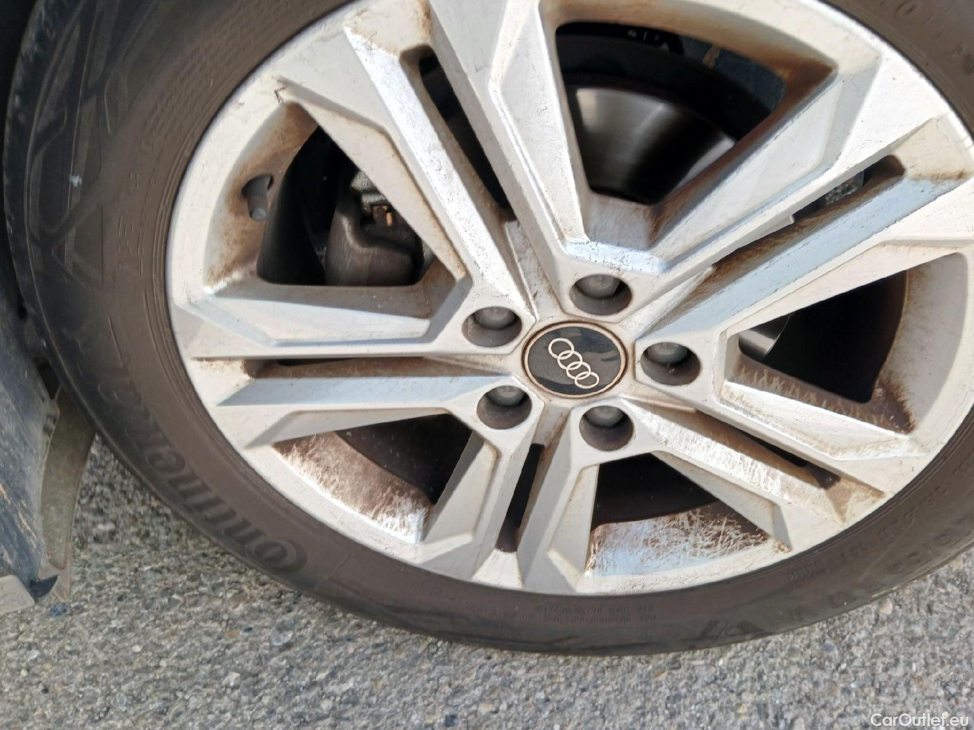  Audi  Q2 AUDI  / 2020 / 5P / todoterreno Advanced 30 TDI 85kW (116CV) S tronic (AC2) #17
