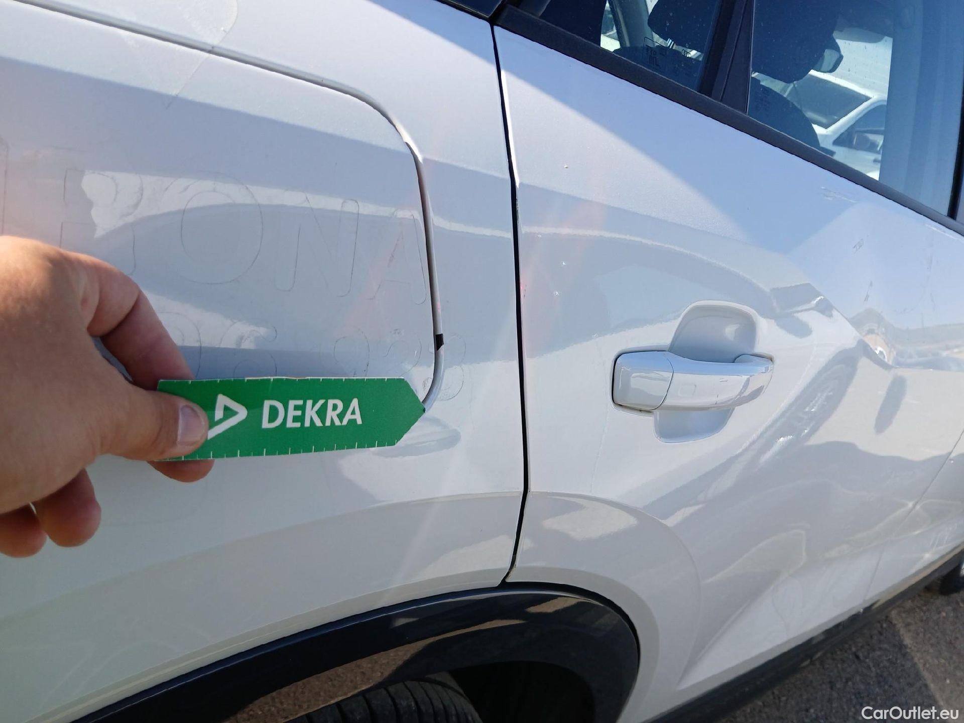  Audi  Q2 AUDI  / 2016 / 5P / todoterreno Design 30 TFSI 85kW (116CV) #33