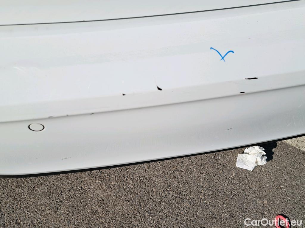  Mercedes  A-Klasse MERCEDES-BENZ Clase A / 2018 / 5P / berlina con portón A 200 #20