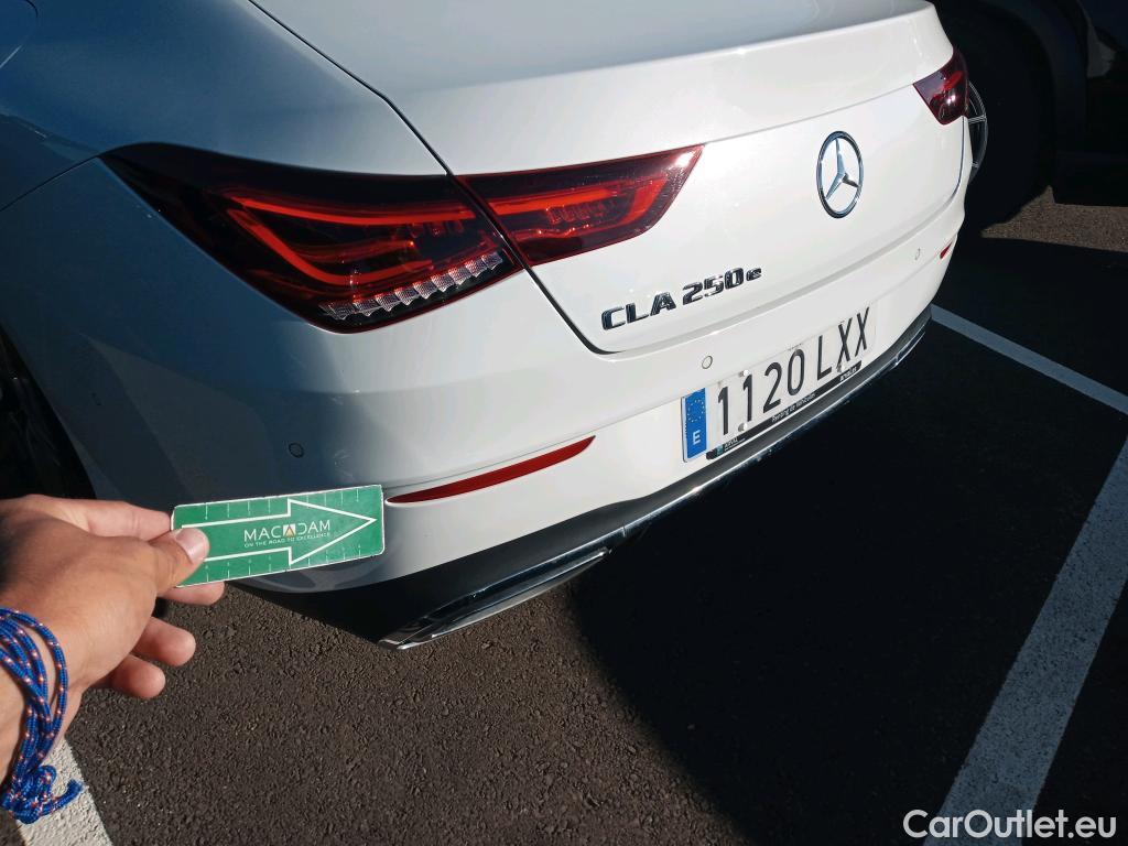  Mercedes  CLA-Klasse MERCEDES-BENZ CLA / 2019 / 4P / coupé CLA 250 e #24
