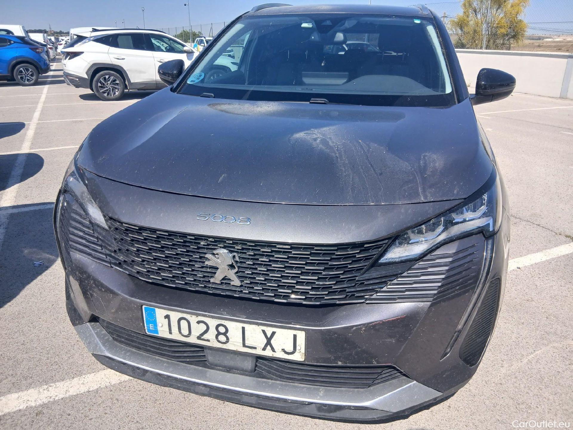  Peugeot  5008 PEUGEOT  / 2020 / 5P / todoterreno 2.0 BlueHDi 133kW S&S Allure Pack EAT8 #11