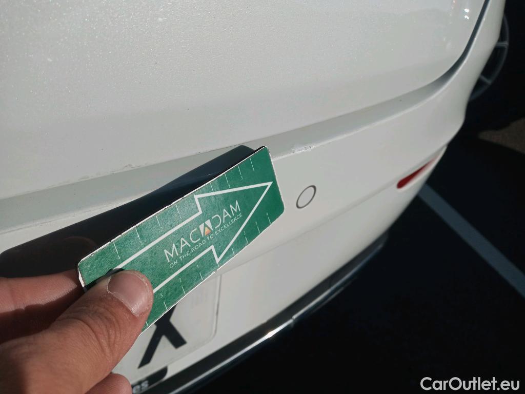  Mercedes  CLA-Klasse MERCEDES-BENZ CLA / 2019 / 4P / coupé CLA 250 e #23