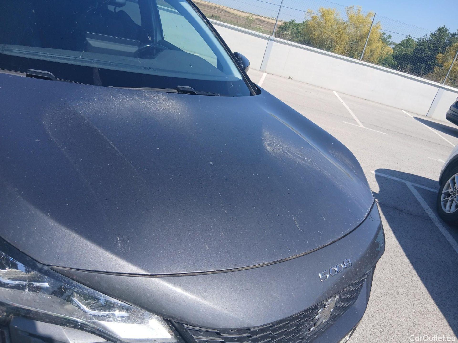 Peugeot  5008 PEUGEOT  / 2020 / 5P / todoterreno 2.0 BlueHDi 133kW S&S Allure Pack EAT8 #15