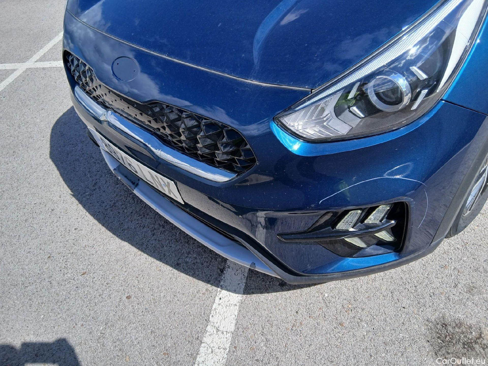  KIA  Niro KIA  / 2019 / 5P / crossover 1.6 GDi HEV 104kW (141CV) Drive #4