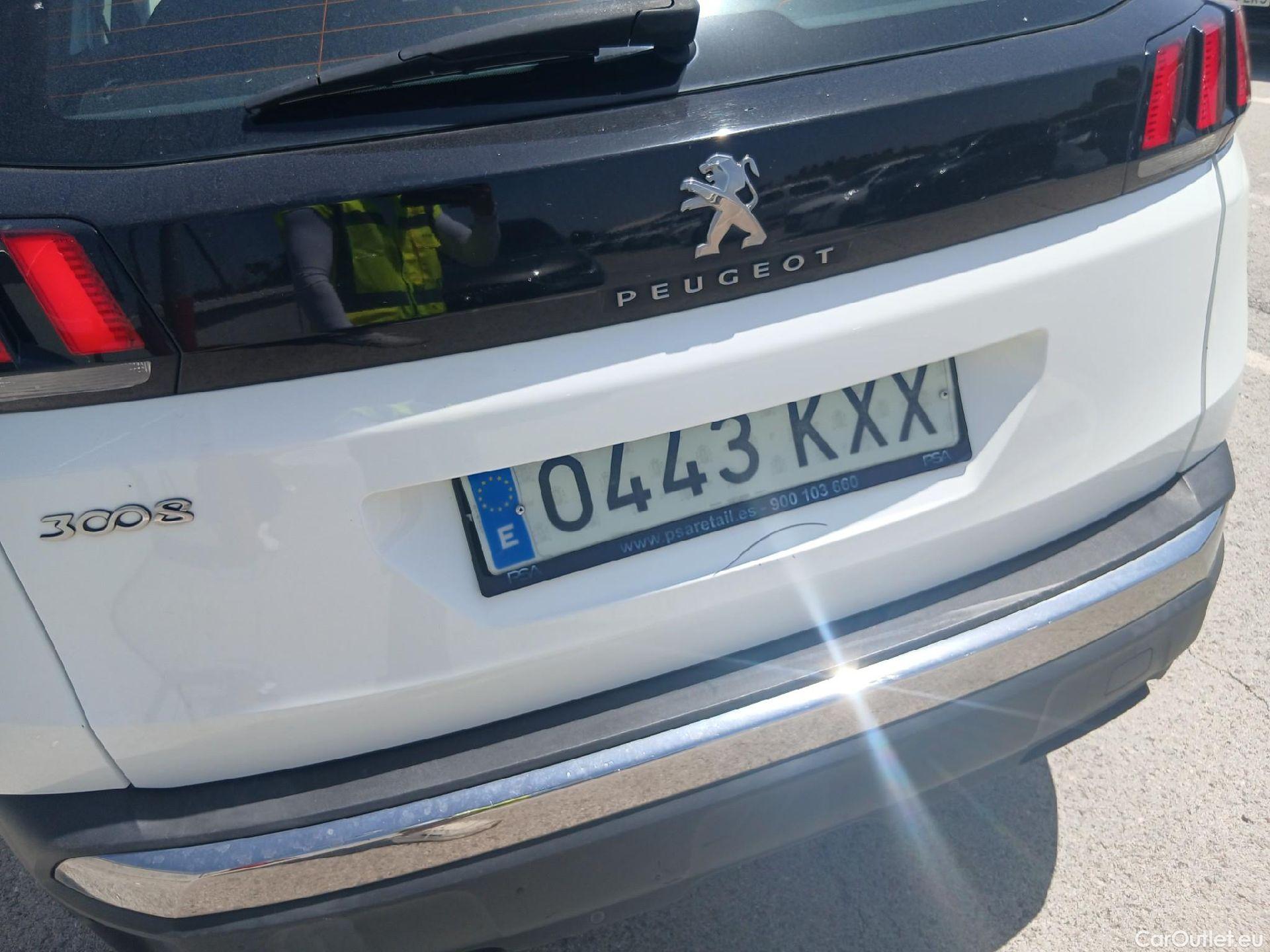  Peugeot  3008 PEUGEOT  / 2016 / 5P / todoterreno 1.5L BlueHDi 96kW (130CV) S&S Active (AC2) #13