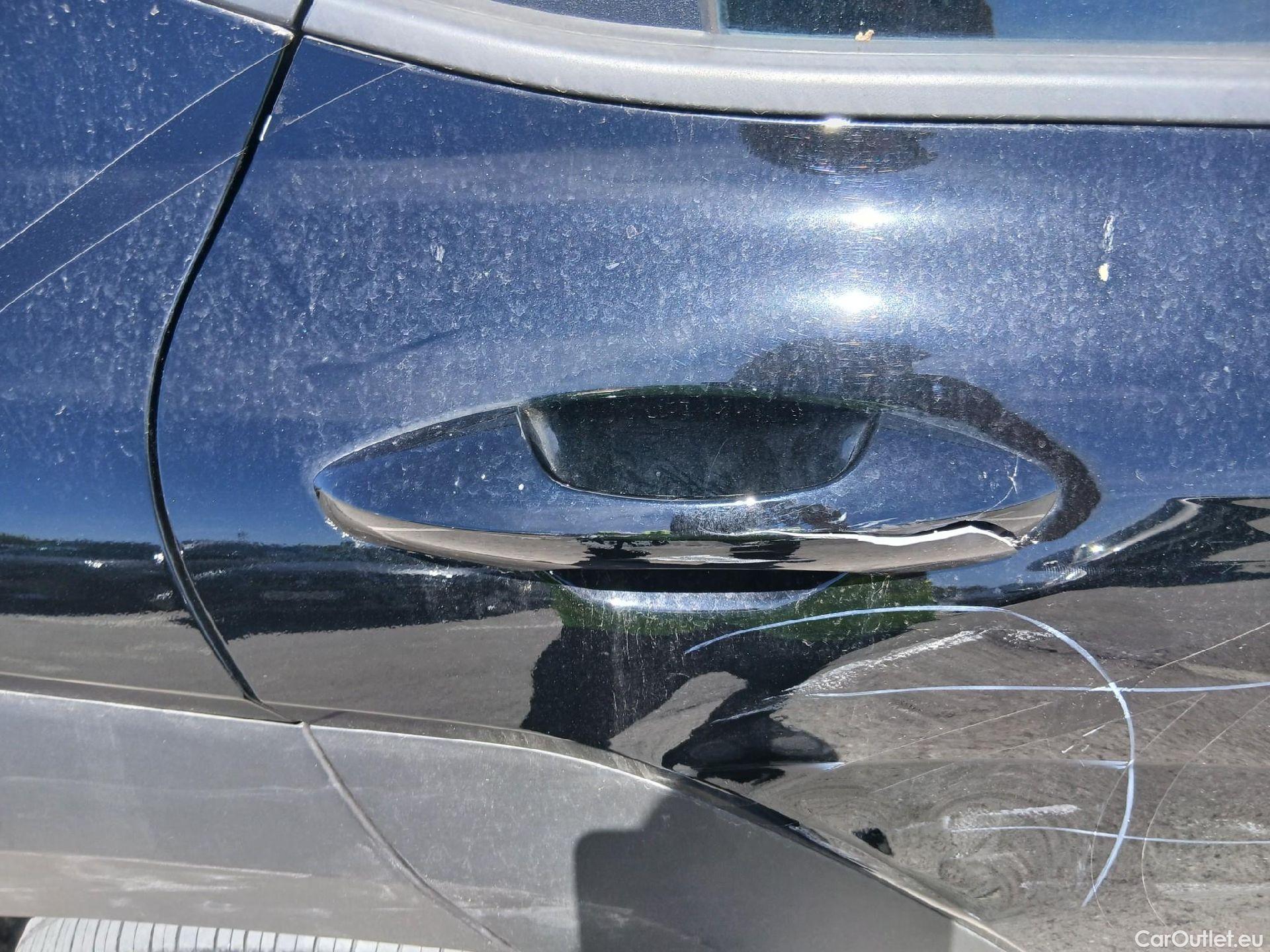  Hyundai  Konna HYUNDAI Kona / 2023 / 5P / todoterreno 1.6 GDI HEV Maxx DCT #39