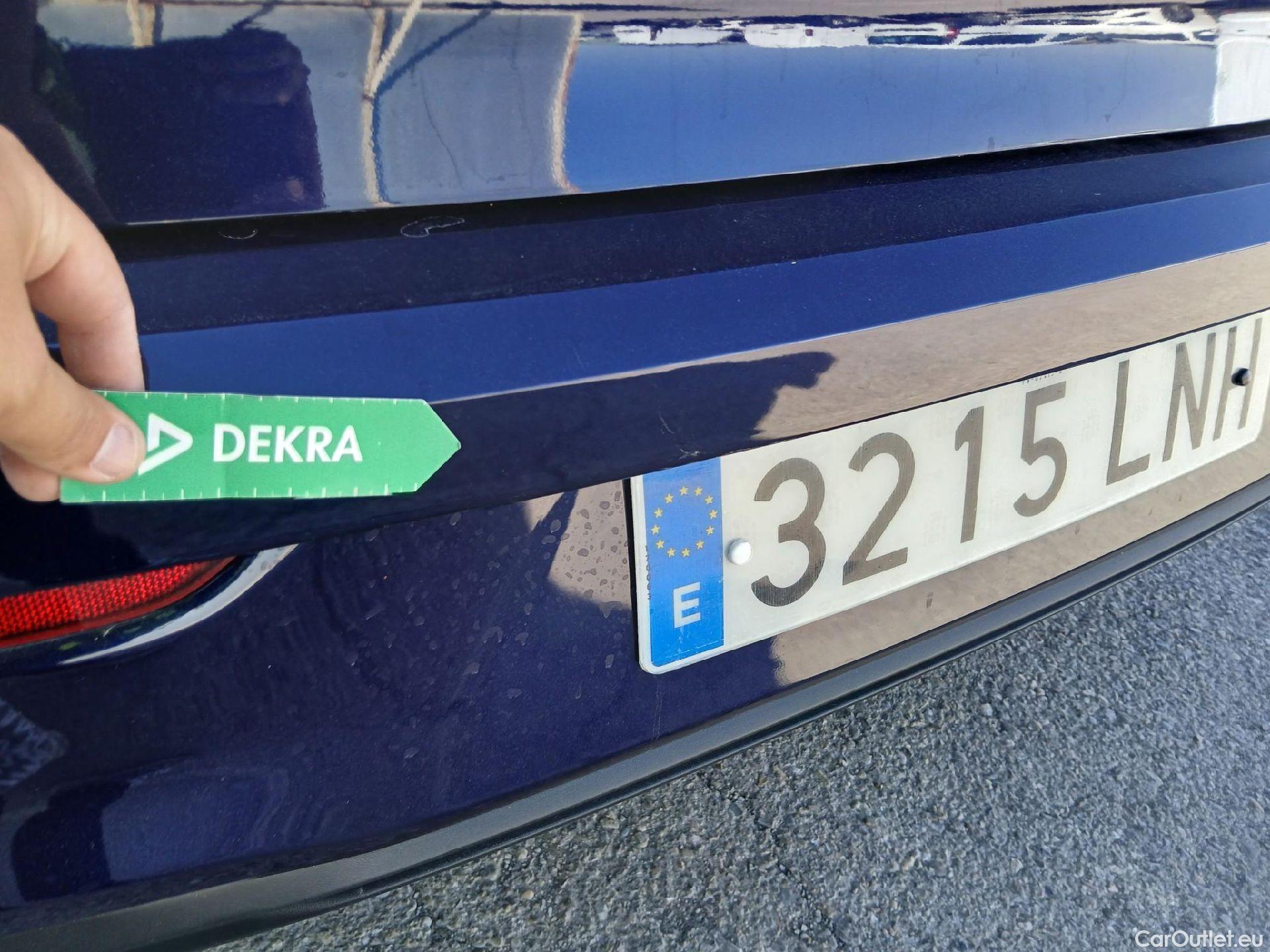 Volkswagen  Golf  VOLKSWAGEN / 2020 / 5P / berlina con portón 1.0 TSI 81kW (110CV) #23