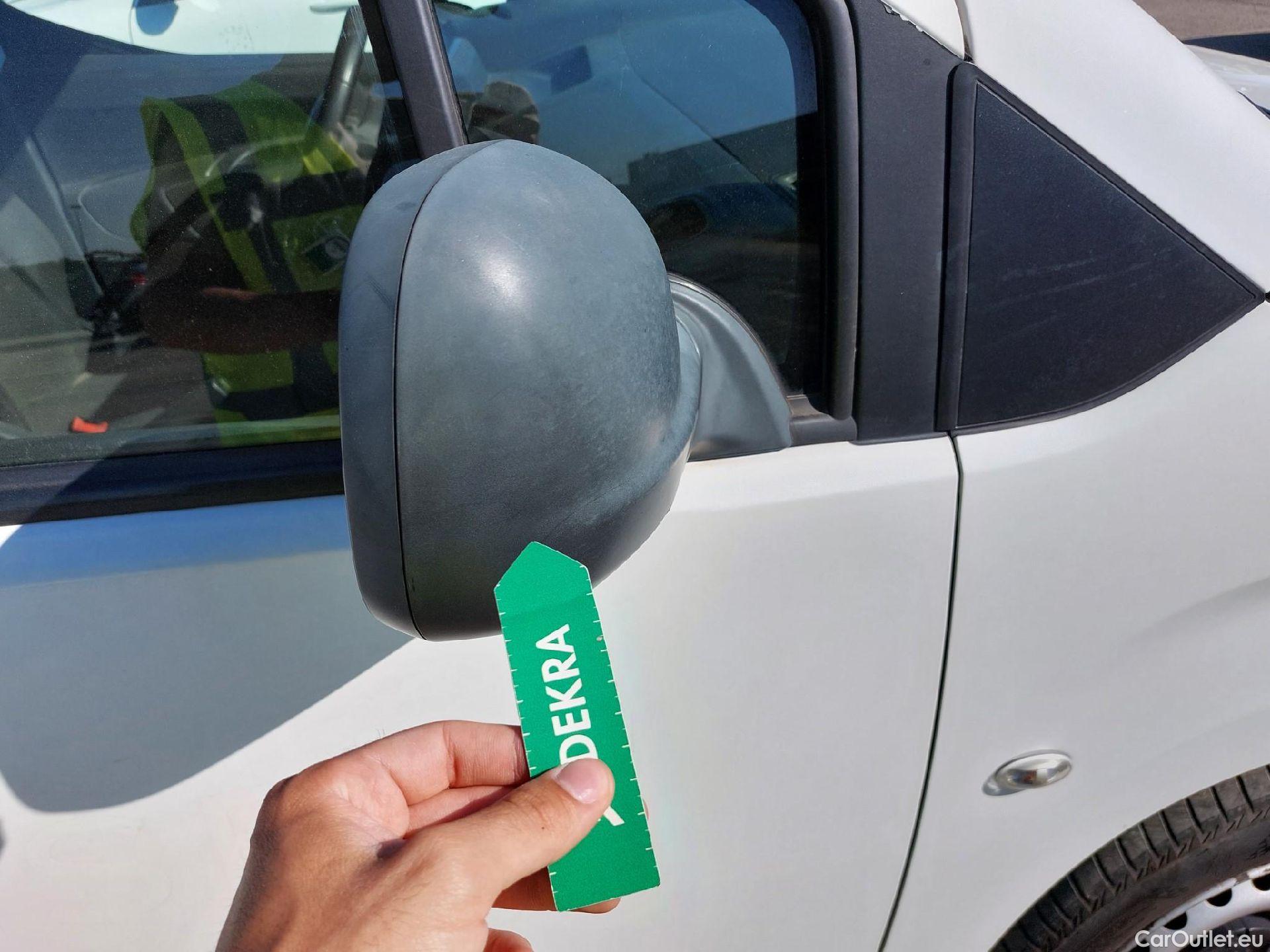  Citroen  Berlingo CITROEN  / 2018 / 3P / furgón derivado de turismo Talla M BlueHDi 55kW CONTROL #32