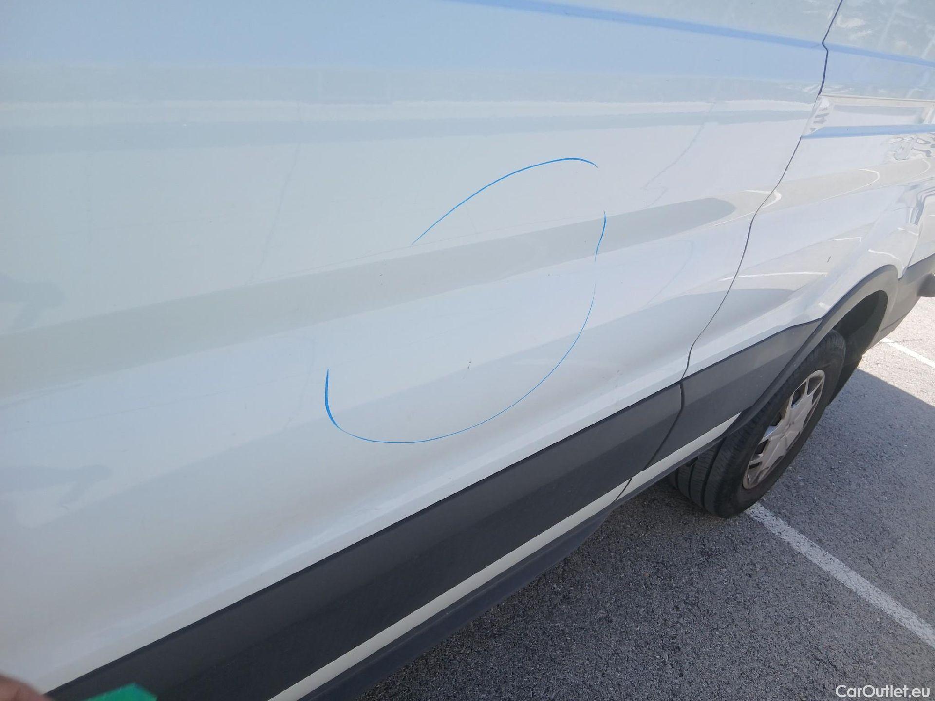  Ford  Transit FORD  / 2013 / 4P / furgón 350 96kW L3H2 Van Trend FWD MHEV #15