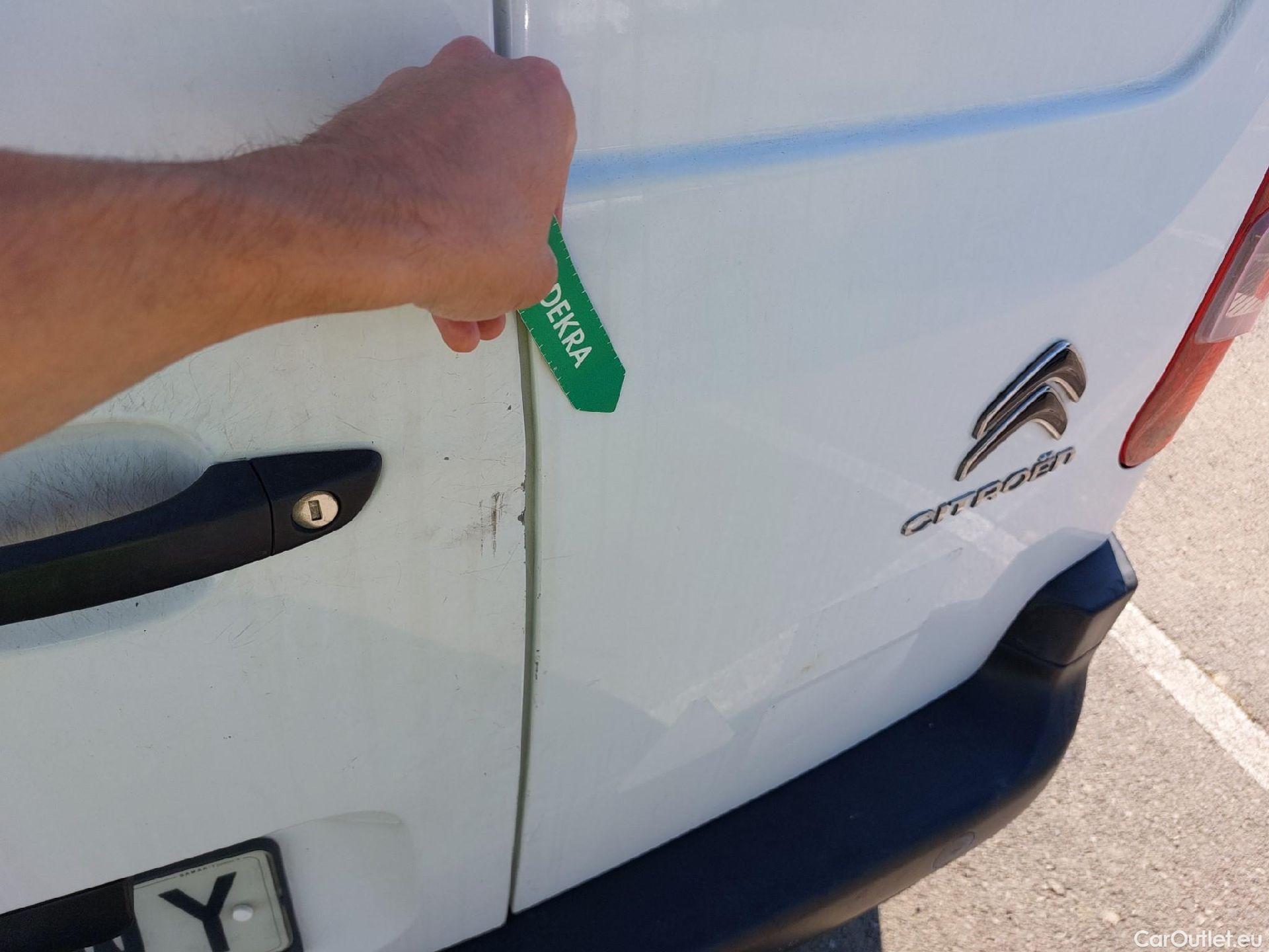  Citroen  Berlingo CITROEN  / 2018 / 3P / furgón derivado de turismo Talla M BlueHDi 55kW CONTROL #22