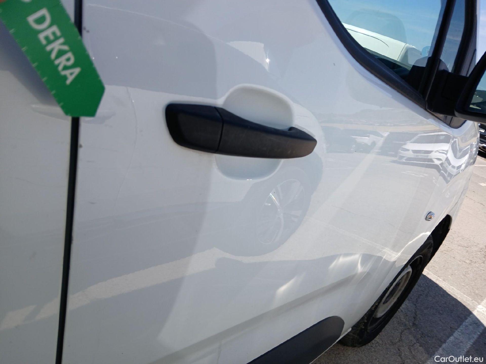  Citroen  Berlingo CITROEN  / 2018 / 4P / furgón derivado de turismo Talla M BlueHDi 100 CLUB #61