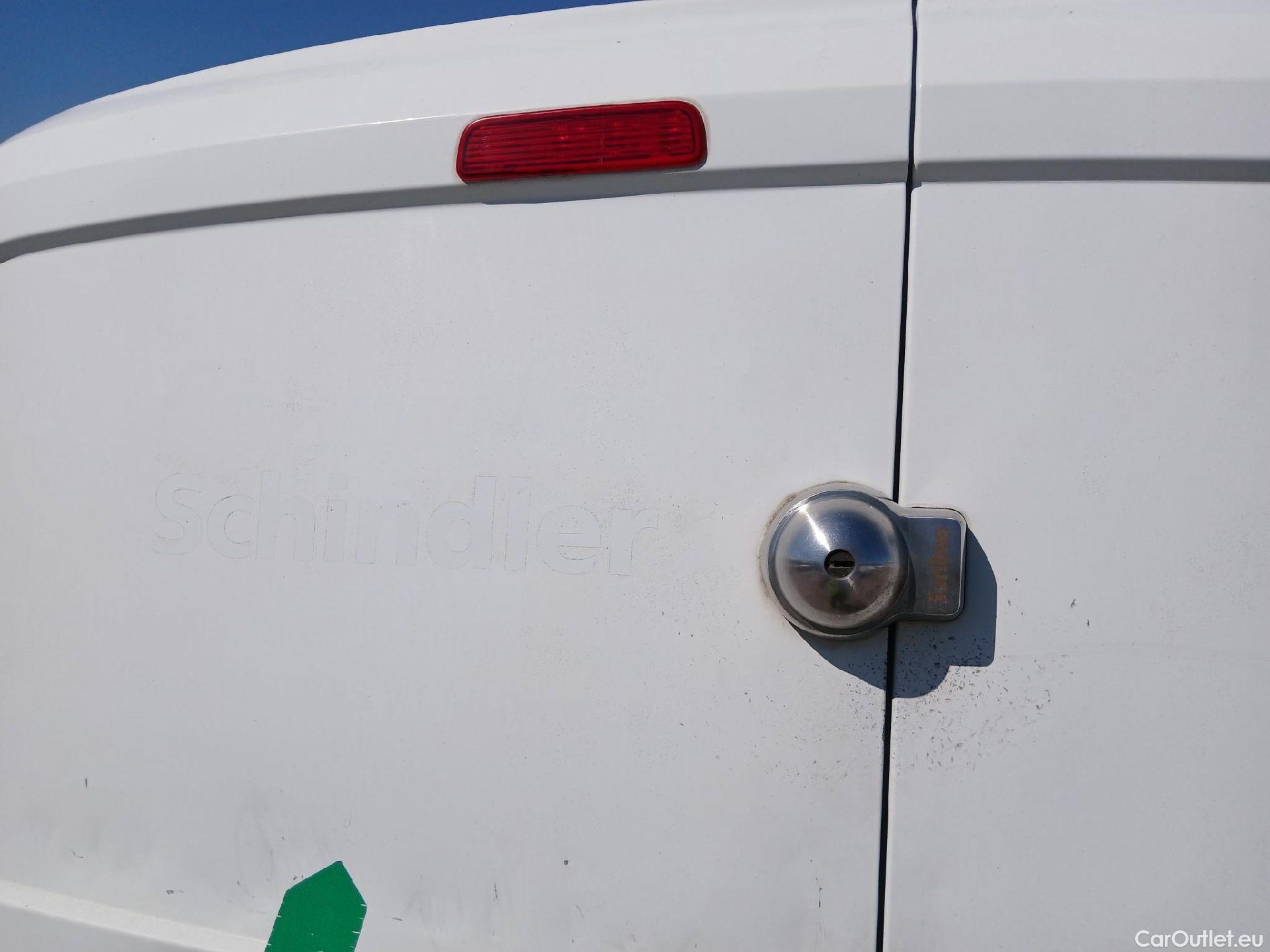 Fiat  Fiorino FIAT  / 2016 / 3P / furgón derivado de turismo Cargo Base 1.3 Mjet 59kW (80CV) E6 #61
