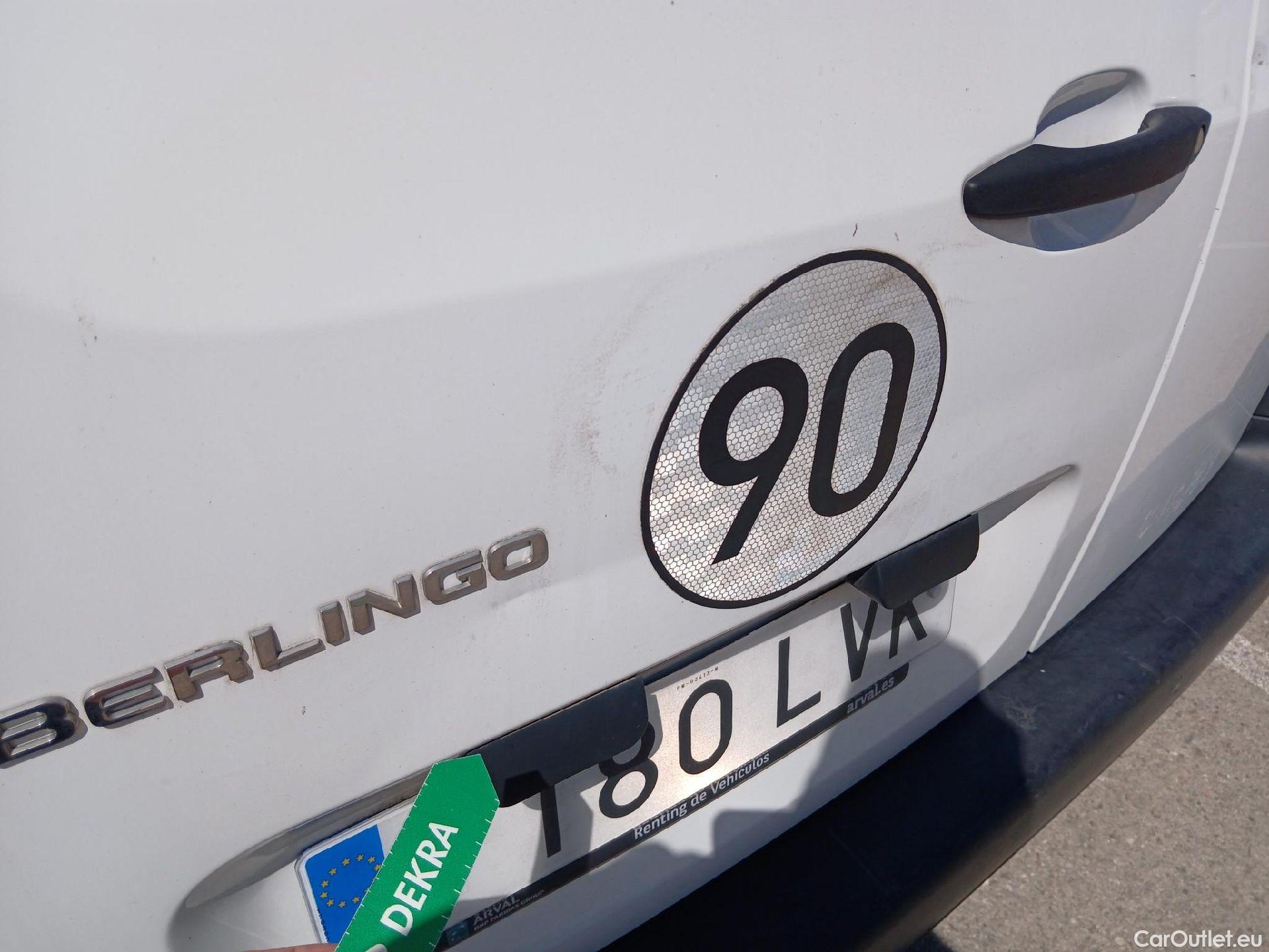  Citroen  Berlingo CITROEN  / 2018 / 4P / furgón derivado de turismo Talla M BlueHDi 100 CLUB #36