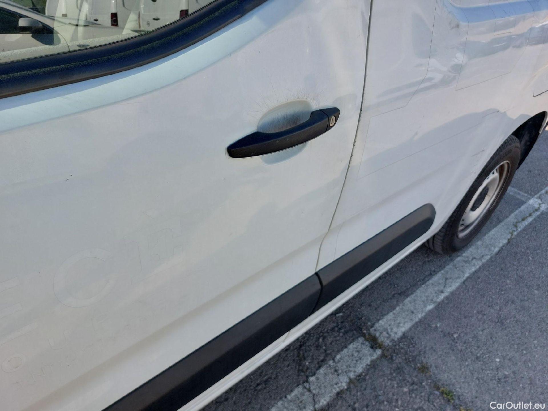  Citroen  Berlingo CITROEN  / 2018 / 3P / furgón derivado de turismo Talla M BlueHDi 55kW CONTROL #11