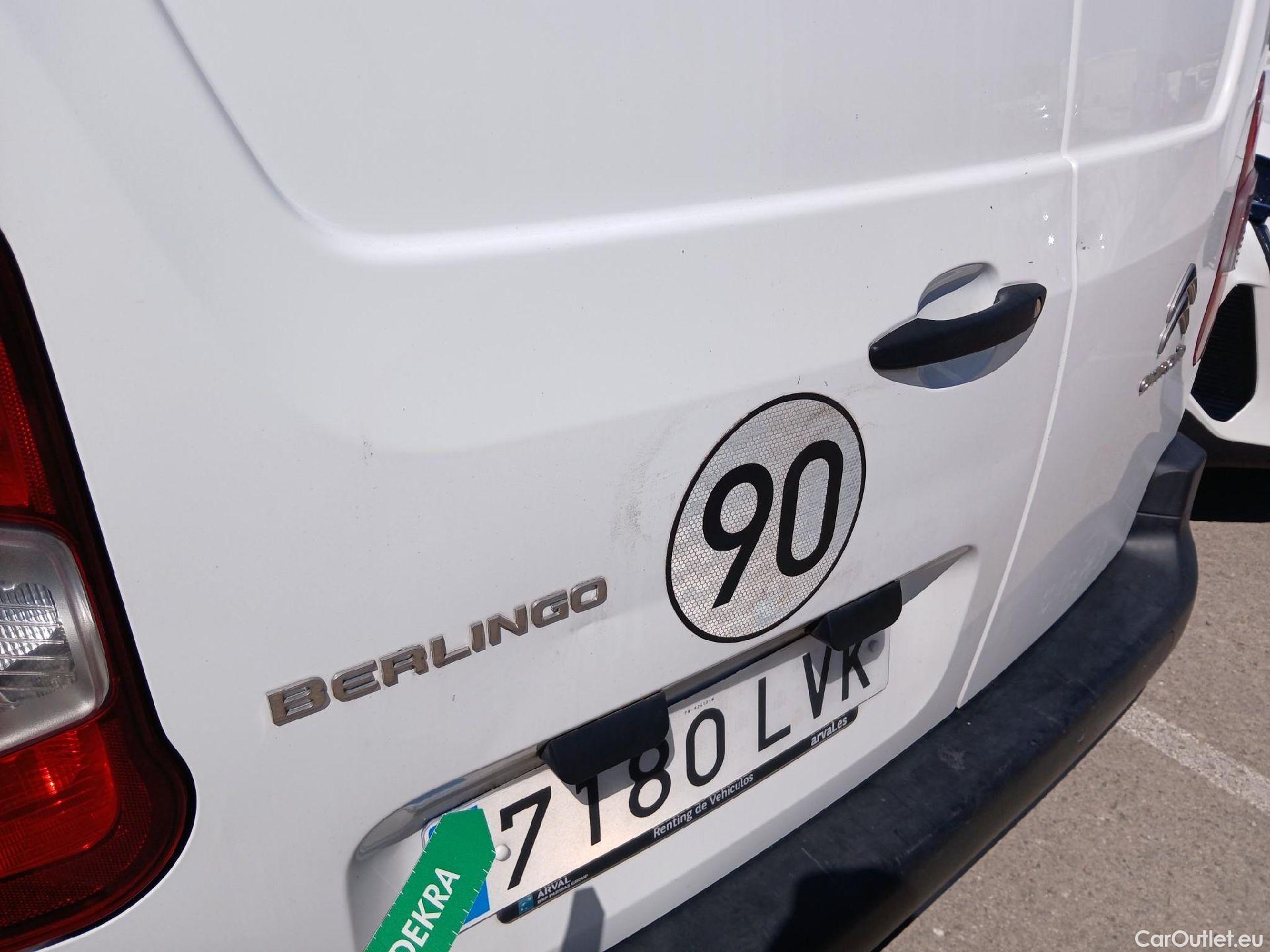  Citroen  Berlingo CITROEN  / 2018 / 4P / furgón derivado de turismo Talla M BlueHDi 100 CLUB #37