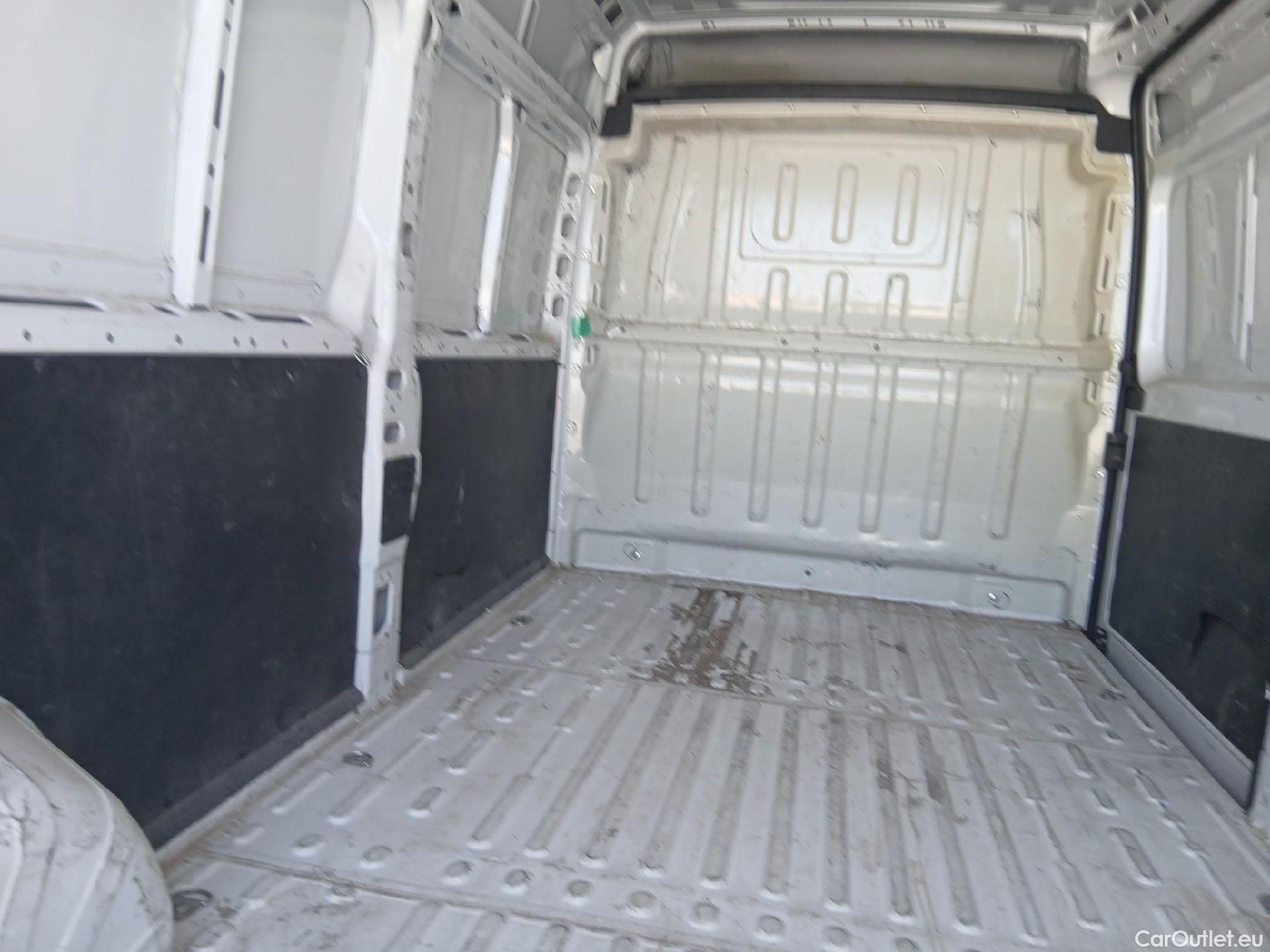  Opel  Movano OPEL  / 2021 / 4P / furgón Fgn Edition L3H2 3.5THeavy BlueHDi 121kW #14