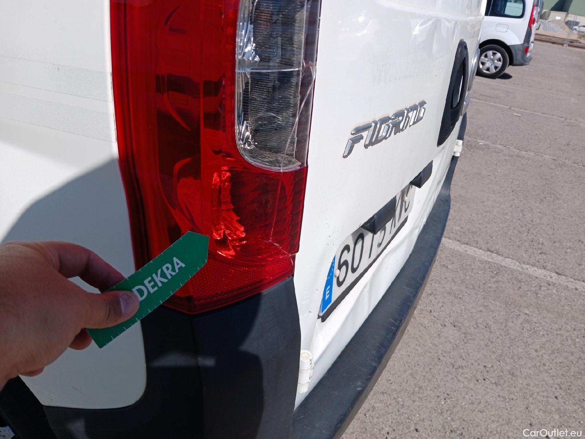  Fiat  Fiorino FIAT  / 2016 / 3P / furgón derivado de turismo Cargo Base 1.3 Mjet 59kW (80CV) E6 #53