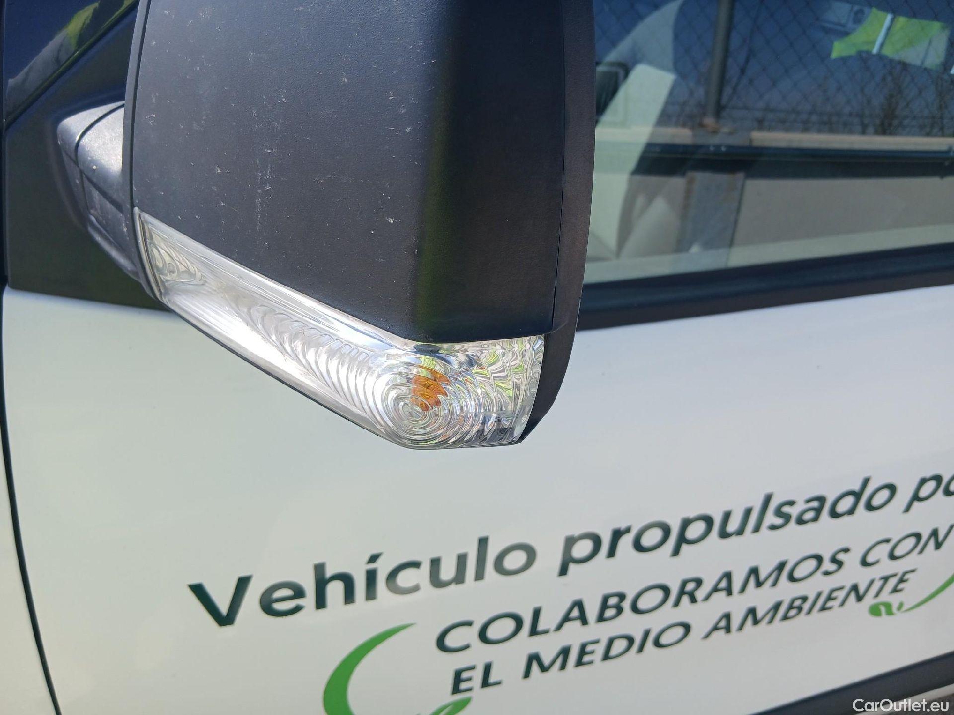  Fiat  Doblo FIAT Doblò Cargo/2015/4P/furgón derivado de turismo Cargo Maxi Base Plus 1.4 Tjet 89kW GNC #17