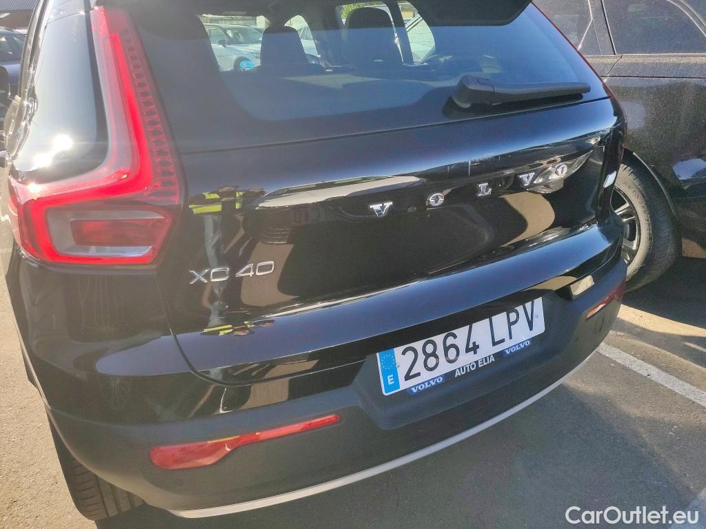  Volvo  XC 40 VOLVO XC40 / 2017 / 5P / todoterreno 1.5 T5 Twin Recharge Inscription Ex Auto #1