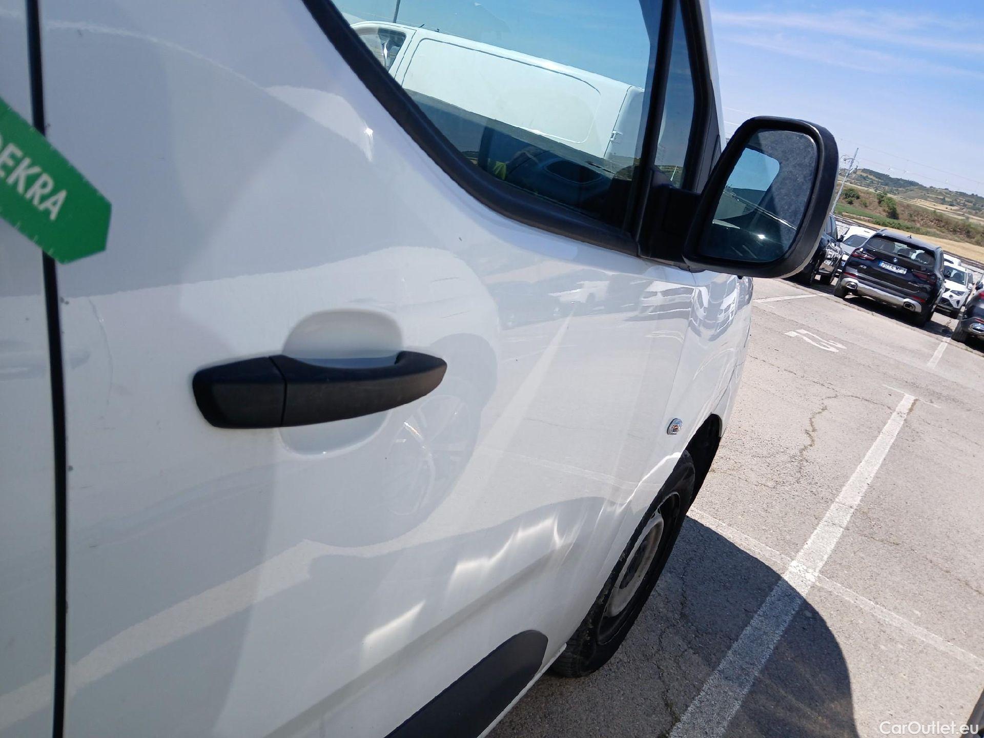  Citroen  Berlingo CITROEN  / 2018 / 4P / furgón derivado de turismo Talla M BlueHDi 100 CLUB #60