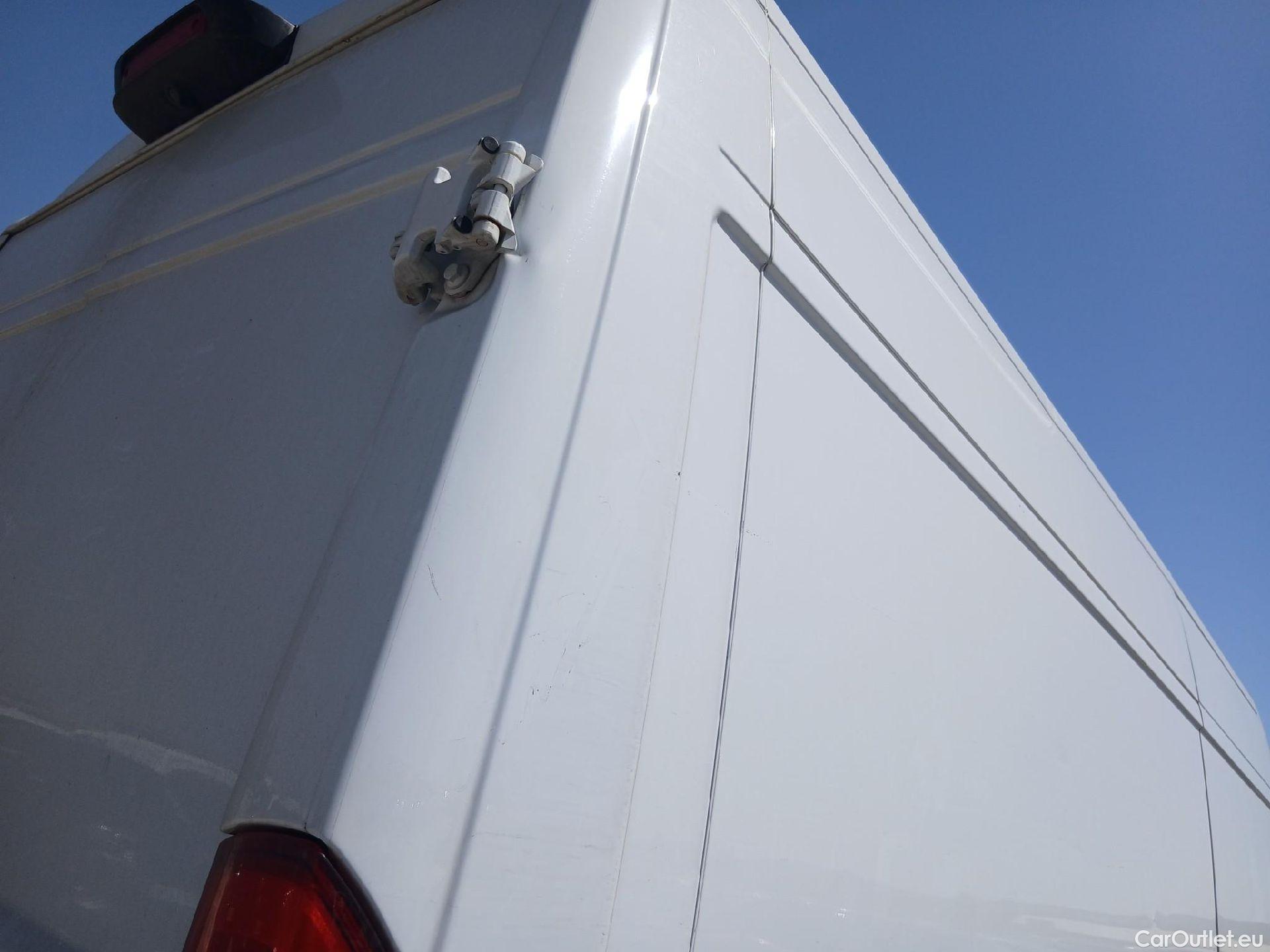 Opel  Movano OPEL  / 2021 / 4P / furgón Fgn Edition L3H2 3.5THeavy BlueHDi 121kW #52