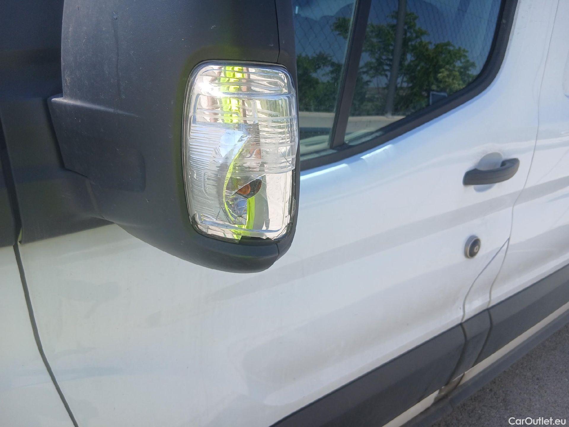  Ford  Transit FORD  / 2013 / 4P / furgón 350 96kW L3H2 Van Trend FWD MHEV #13