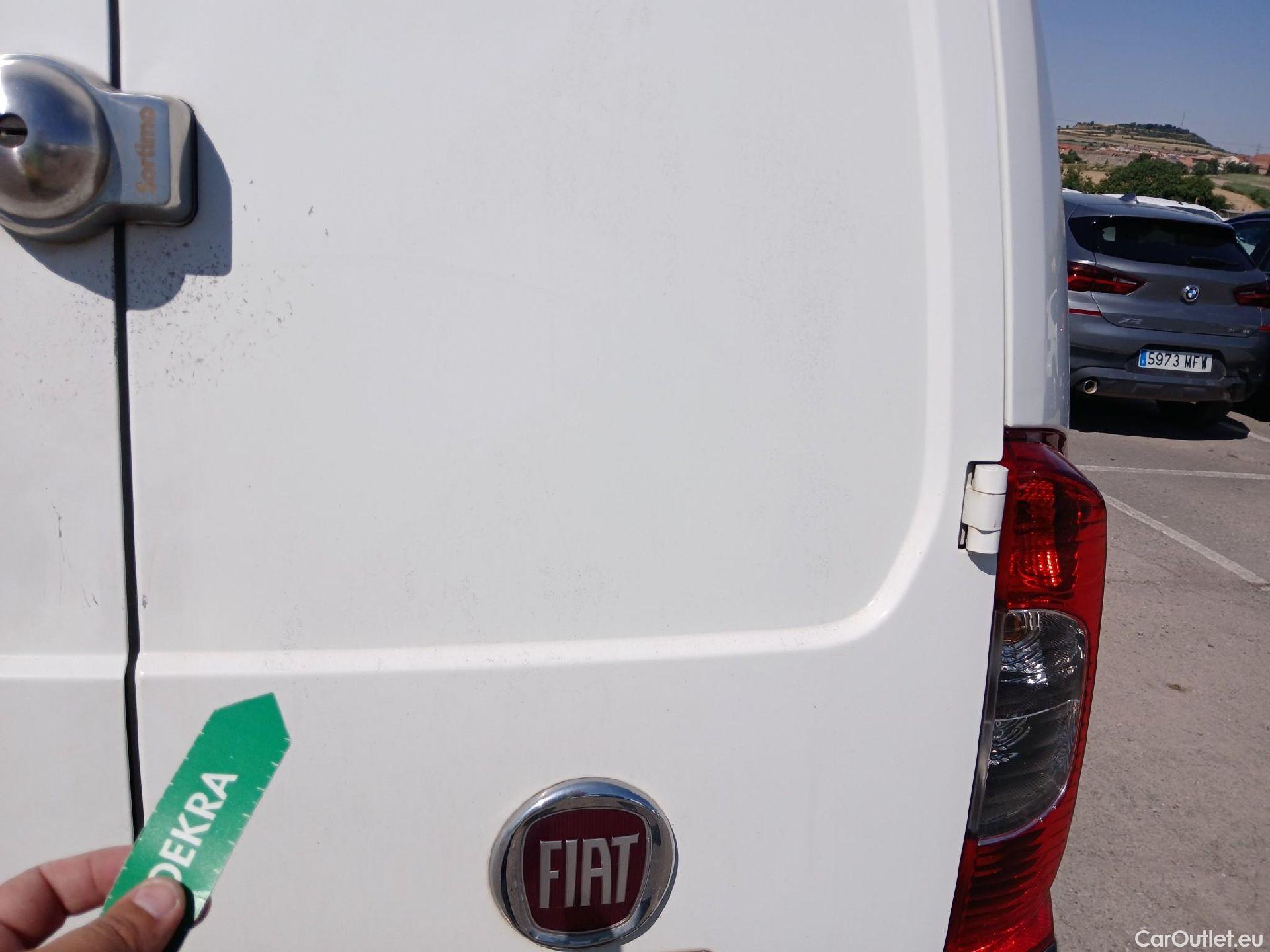  Fiat  Fiorino FIAT  / 2016 / 3P / furgón derivado de turismo Cargo Base 1.3 Mjet 59kW (80CV) E6 #64