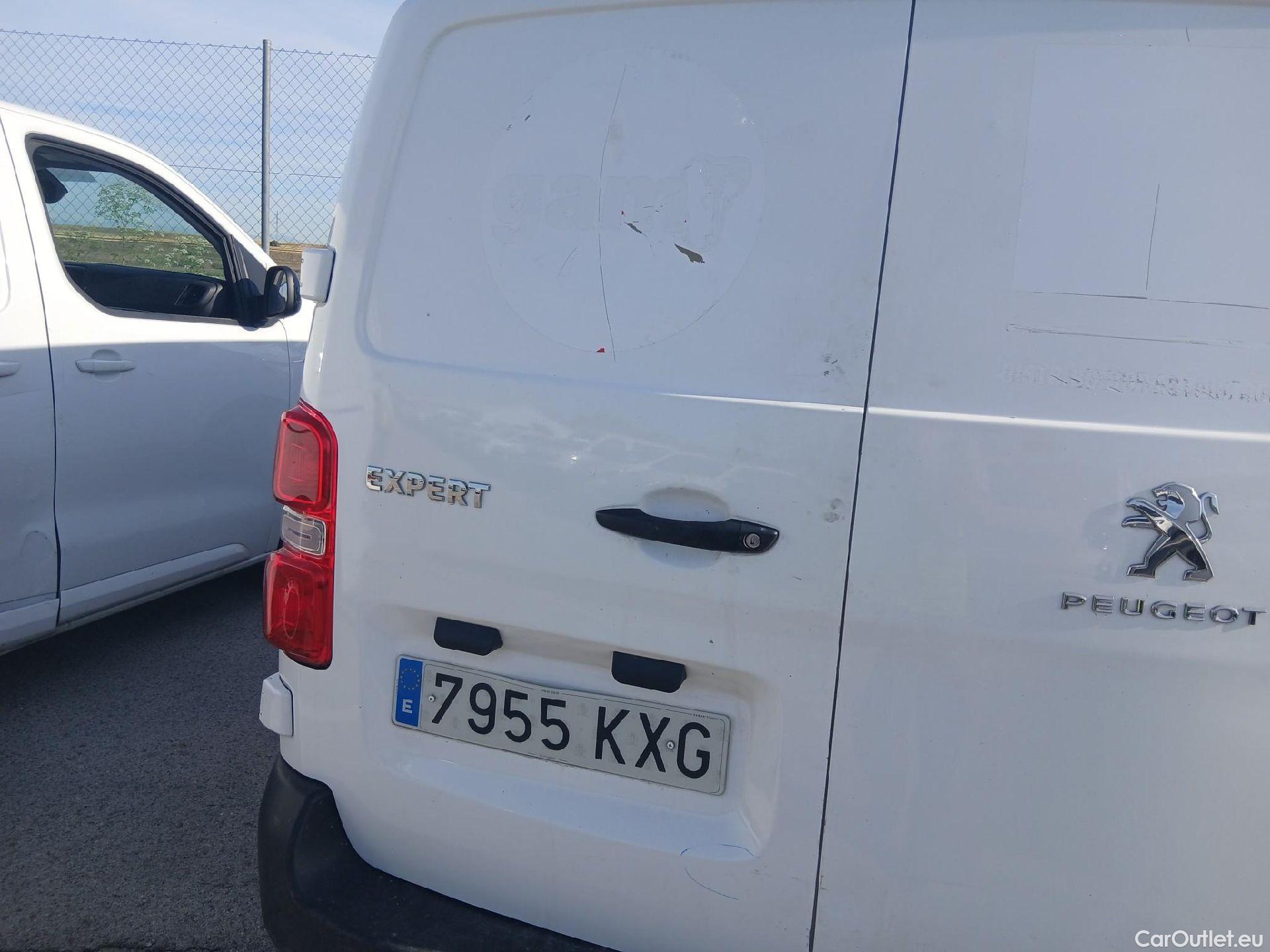  Peugeot  Expert PEUGEOT  / 2016 / 4P / furgón Furgón Pro BlueHDi 85KW (115CV) Standard #44