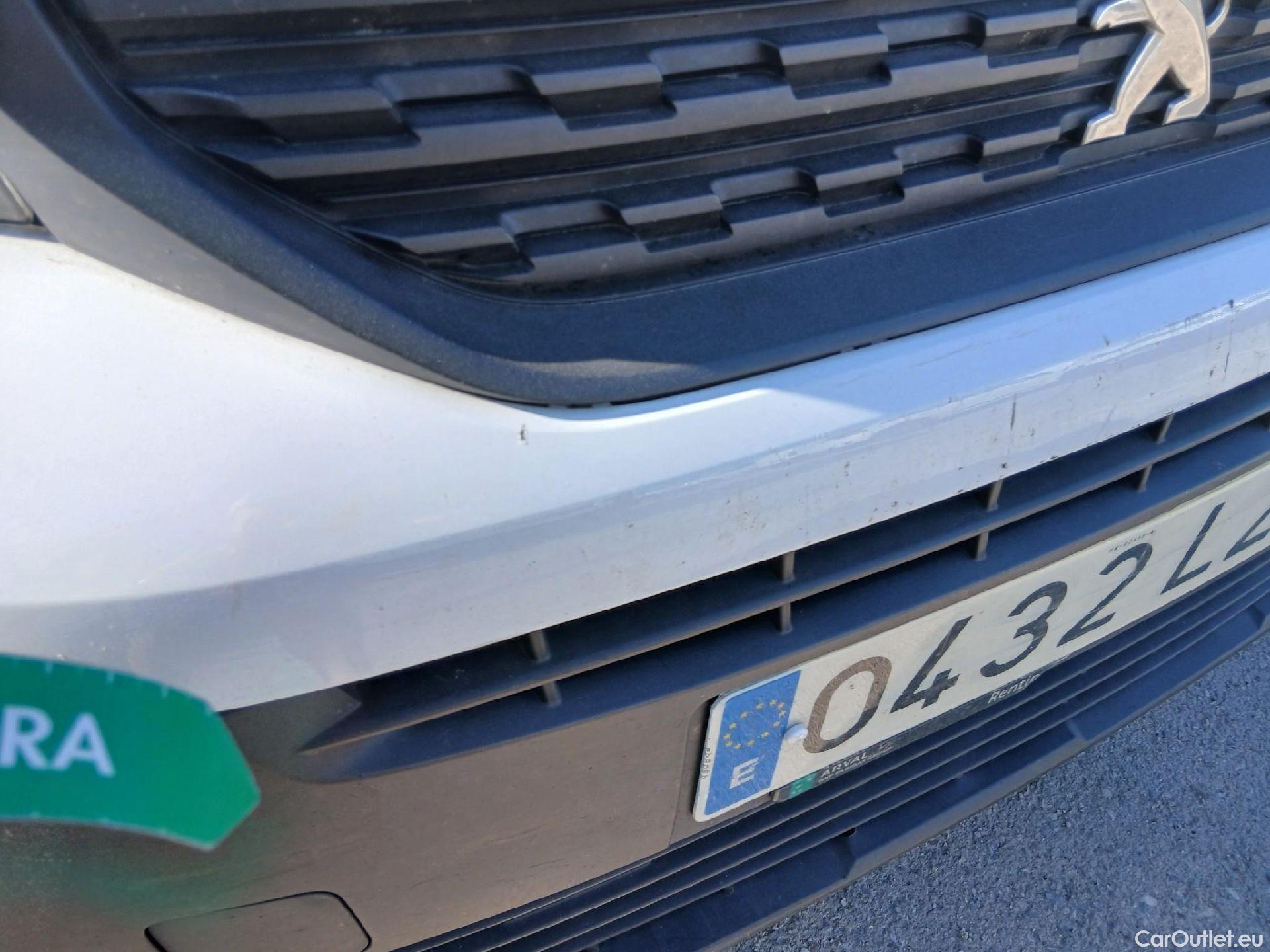  Peugeot  Partner PEUGEOT  / 2018 / 3P / furgón derivado de turismo Pro Standard 600kg BlueHDi 73kW #3