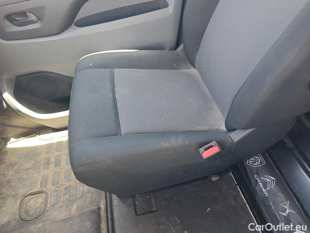  Opel  Vivaro OPEL -e / 4P / BEV 330 Select M Std 136 CV #50