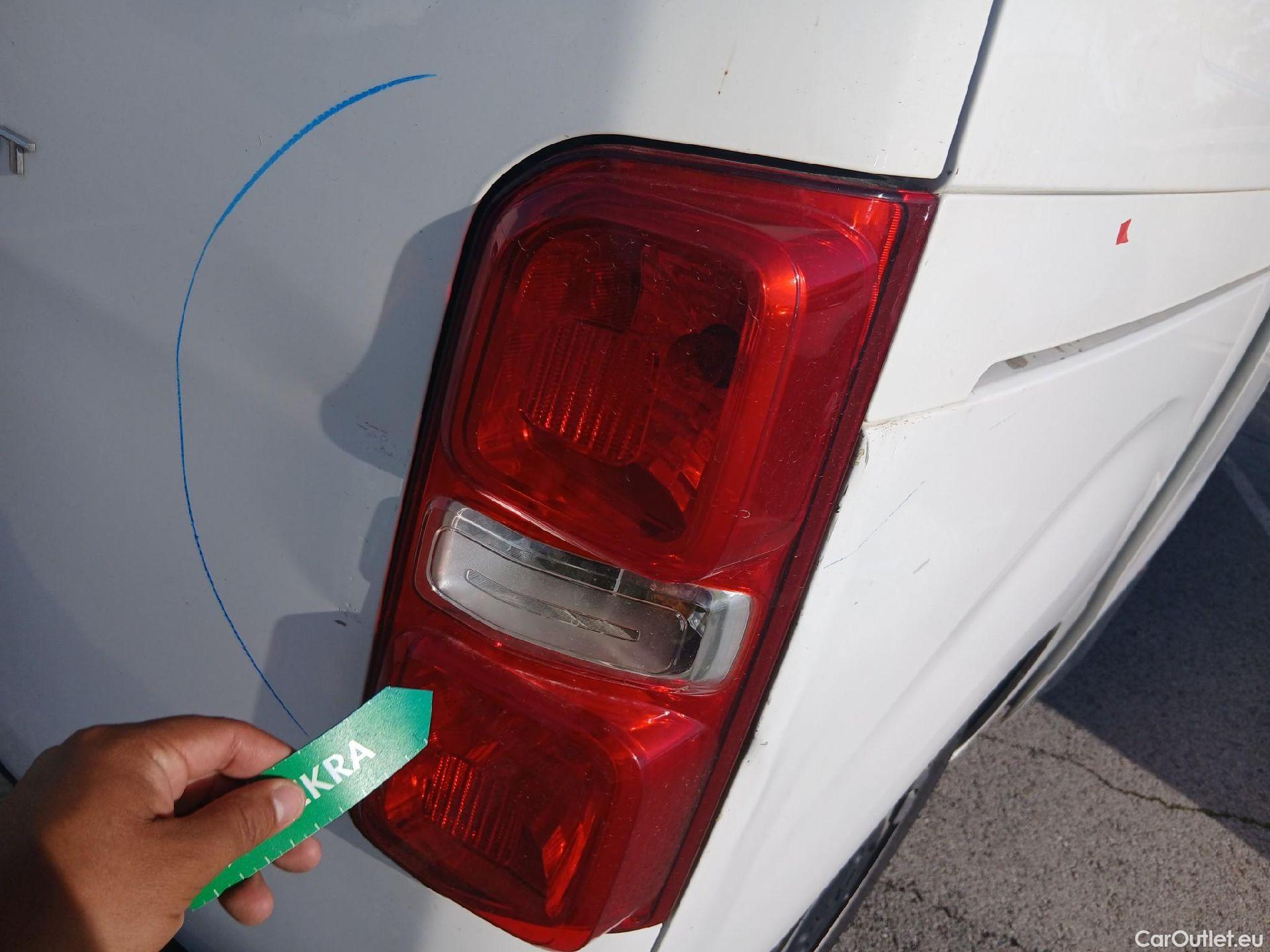  Peugeot  Expert PEUGEOT  / 2016 / 4P / furgón Furgón Pro BlueHDi 85KW (115CV) Standard #47