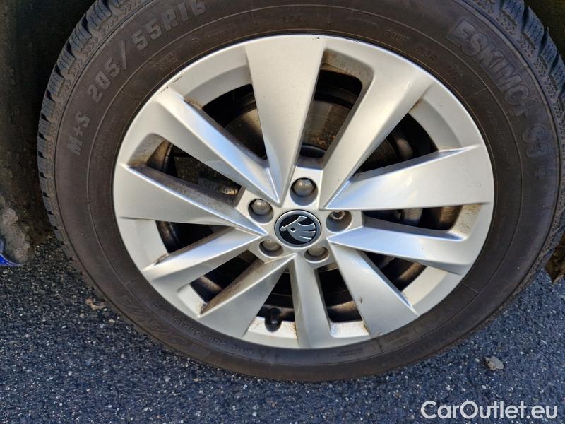  Skoda  Scala  (NW) (2019)  1.0 TSI 81 Style AT #27