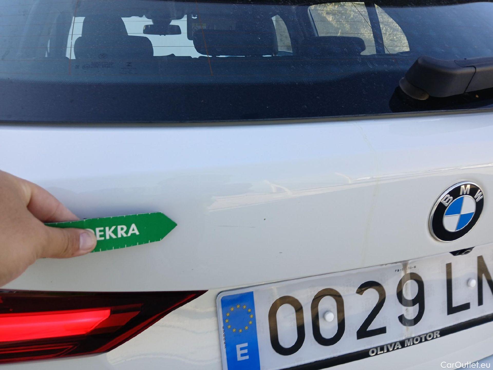  Bmw  Serie 1 BMW  / 2019 / 5P / berlina con portón 118d #31