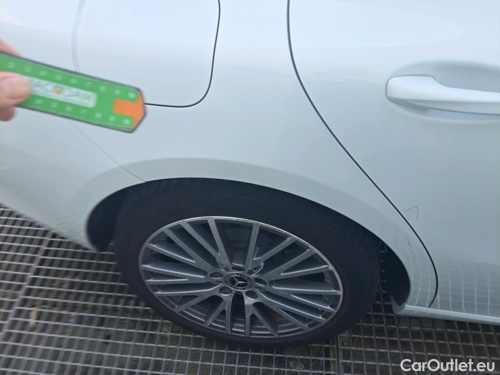  Mercedes  CLA-Klasse MERCEDES-BENZ CLA / 2019 / 4P / coupé CLA 250 e #22