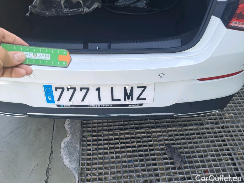  Mercedes  CLA-Klasse MERCEDES-BENZ CLA / 2019 / 4P / coupé CLA 250 e #24