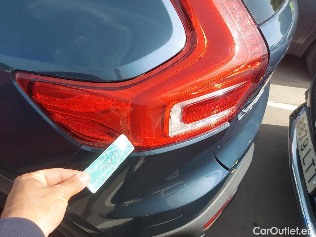  Volvo  XC 40 VOLVO XC40 todoterreno 1.5 T4 Twin Recharge Inscription Auto 180 CV  #2