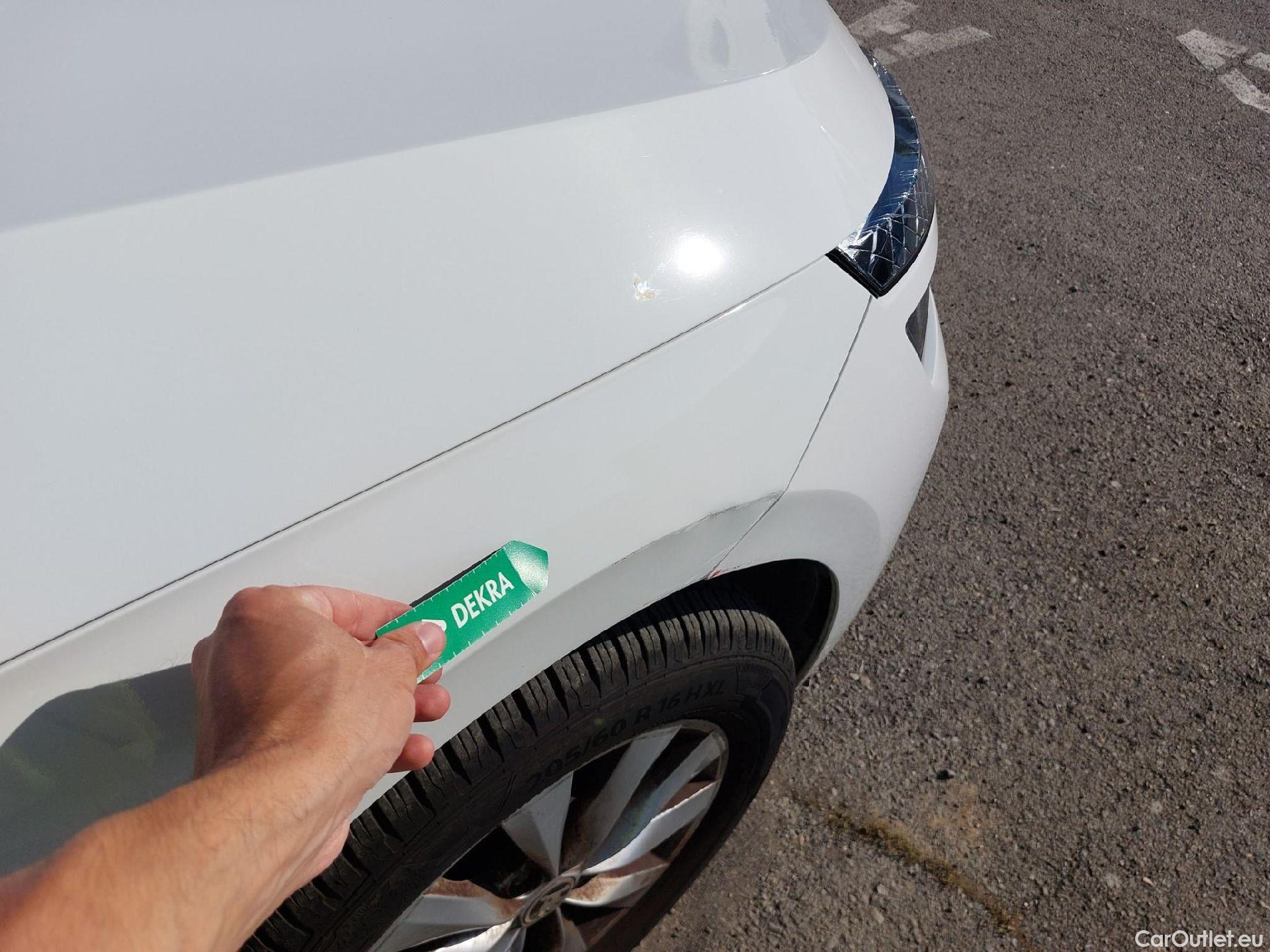  Skoda  KAMIQ SKODA  1.0 TSI 81kW (110CV) DSG Ambition #18
