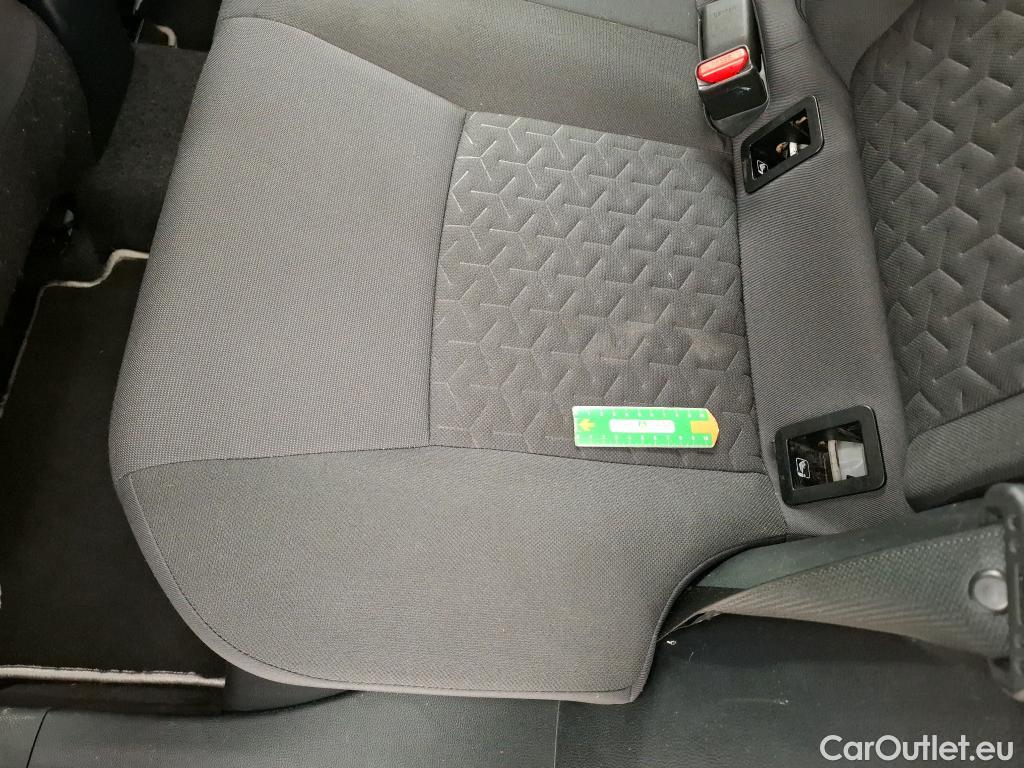  Toyota  Corolla TOYOTA  / 2018 / 5P / Berline Hybride 122h Dynamic Business Stage Acad #30