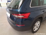  Skoda  Kodiaq SKODA  / 2016 / 5P / SUV 2.0 TDI SCR STYLE DSG #46