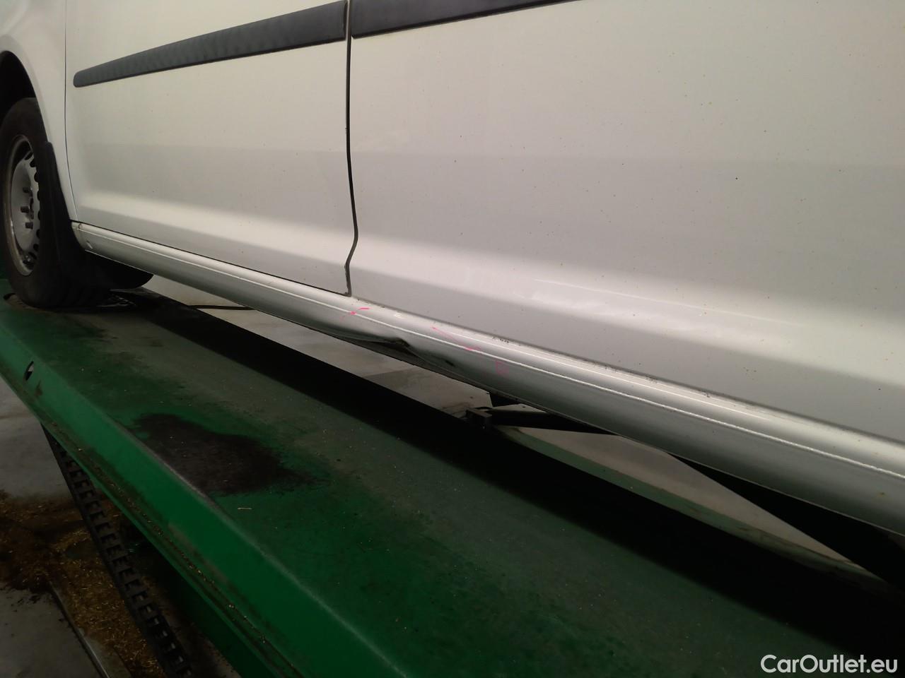  Volkswagen  Caddy  TDI 75 Maxi Aut. #12