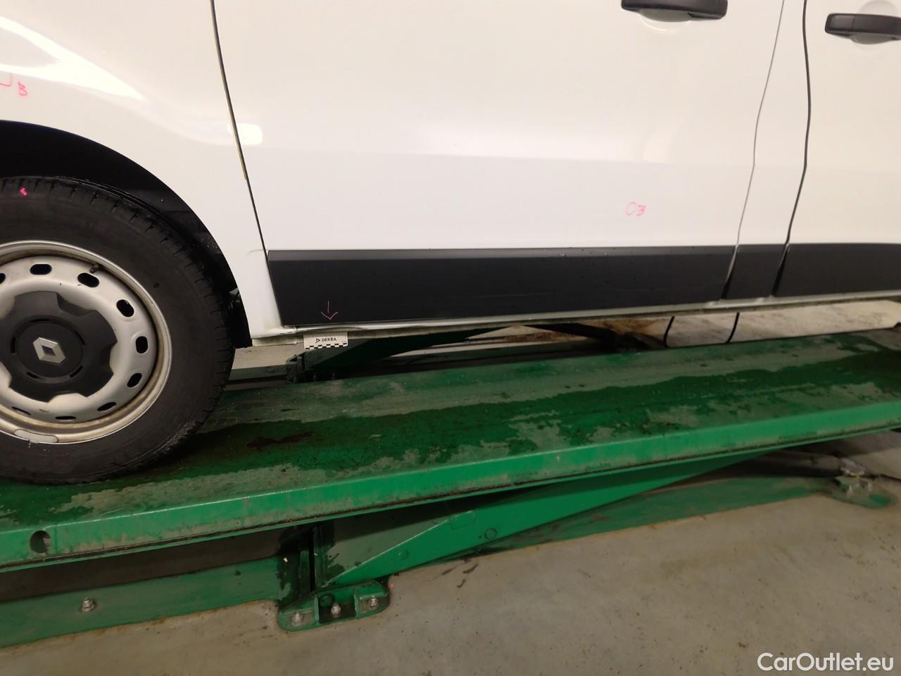  Renault  Trafic  dCi 125 L1H1 M CV #11