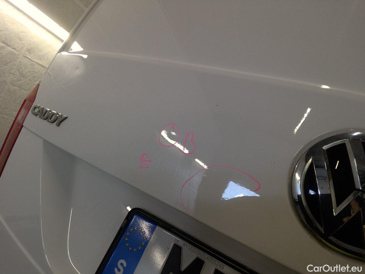  Volkswagen  Caddy  TDI 75 Maxi Aut. #9