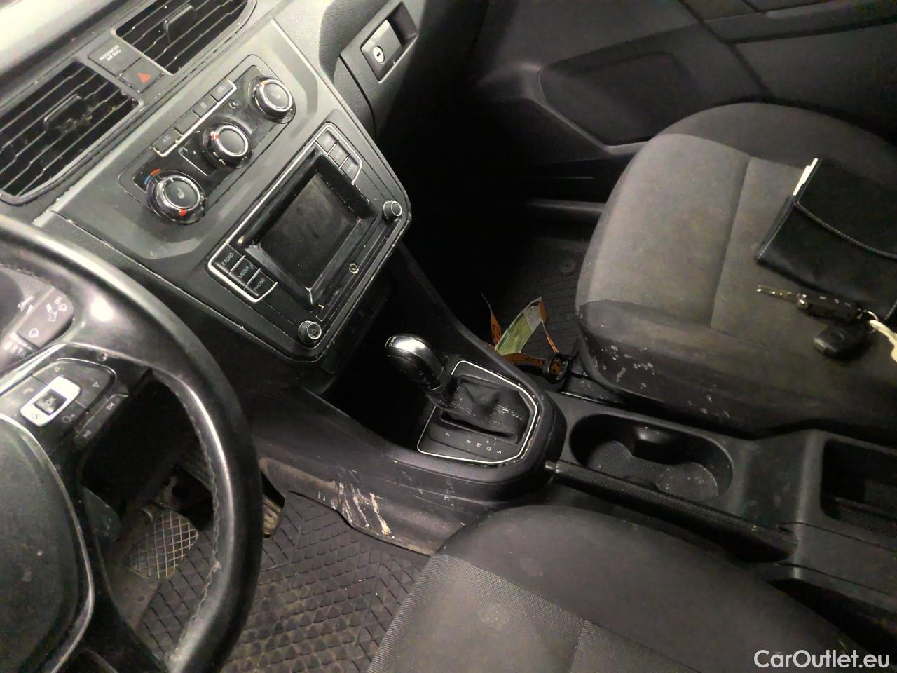  Volkswagen  Caddy  TDI 75 Maxi Aut. #2