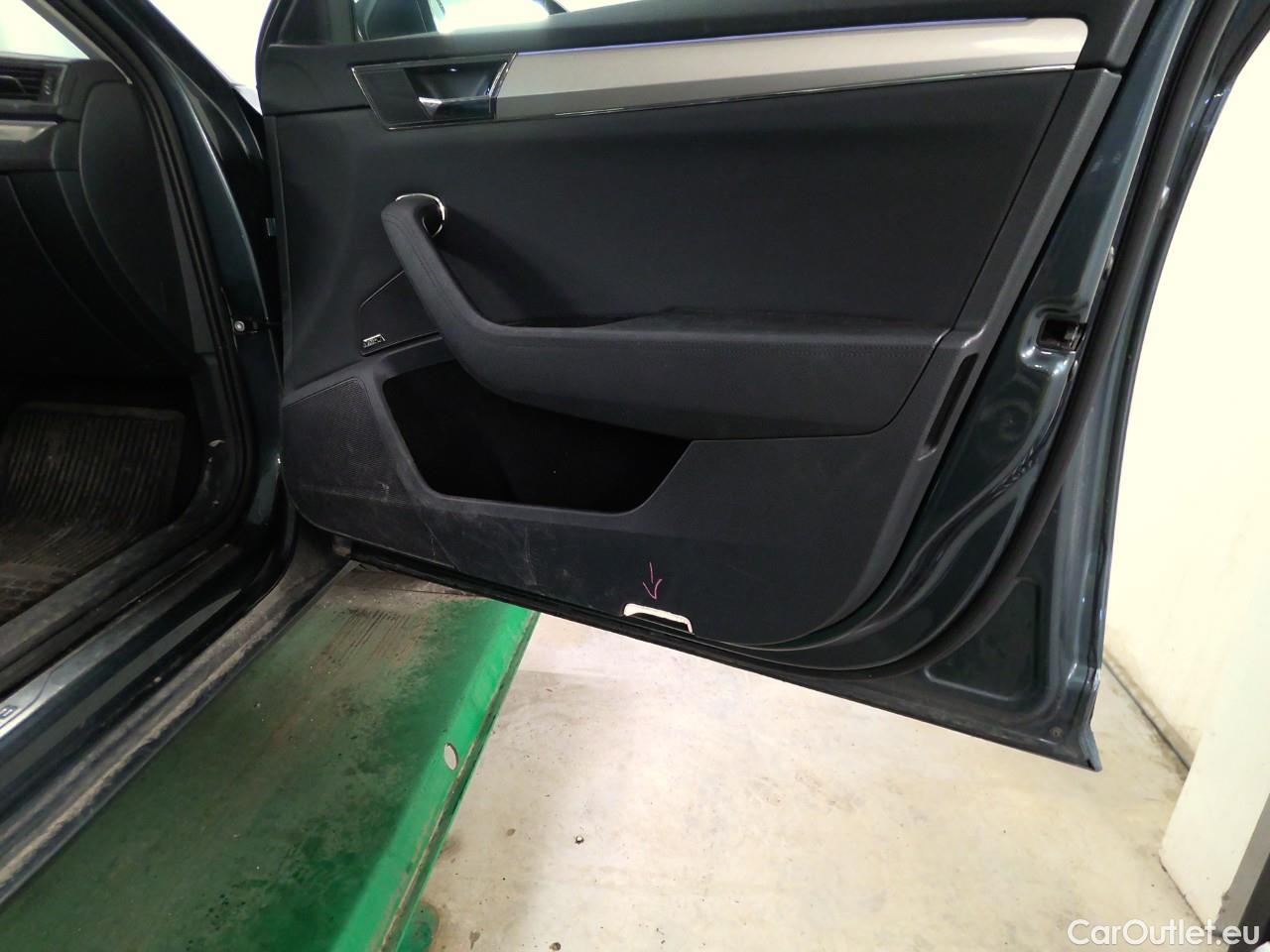  Skoda  Superb Sup.Co.TSI PHEV 218 L&K Aut #22