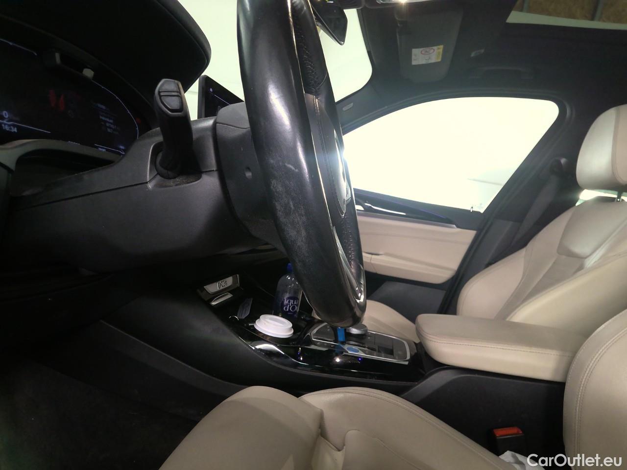  Bmw  iX3  80kWh Charged Plus Aut #24