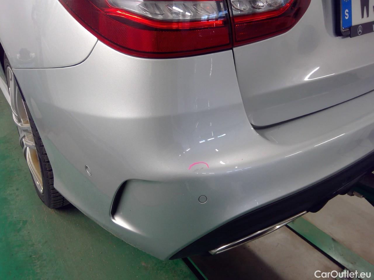  Mercedes  C-Klasse C 300e T SE Edition Aut #9