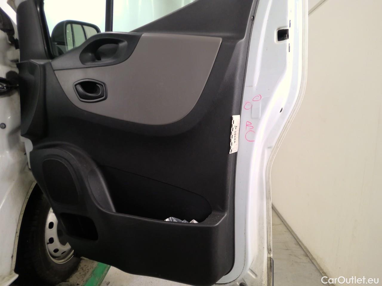  Renault  Trafic  dCi 125 L1H1 M CV #9