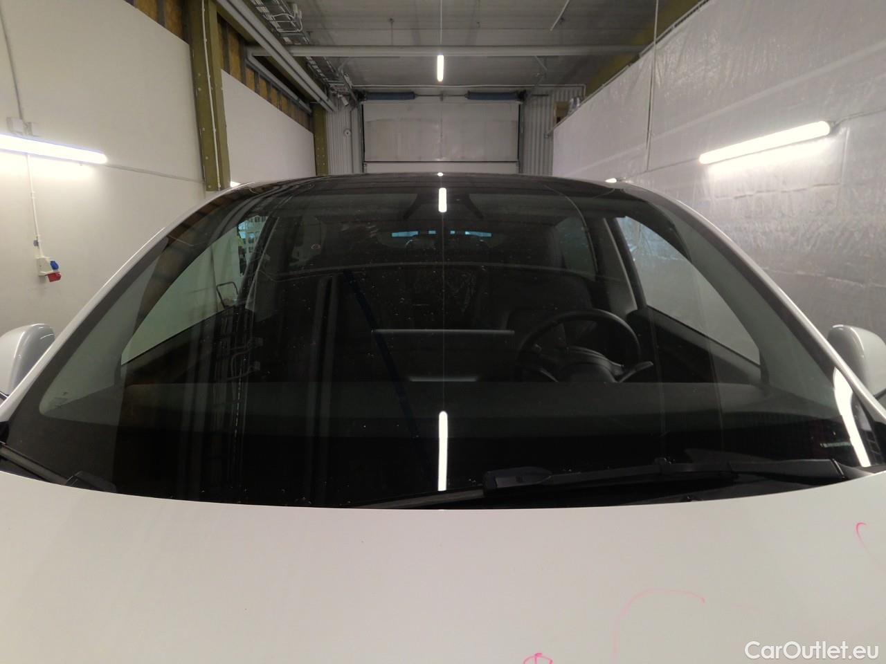  Tesla  Model Y  75kWh Long-Range AWD #31