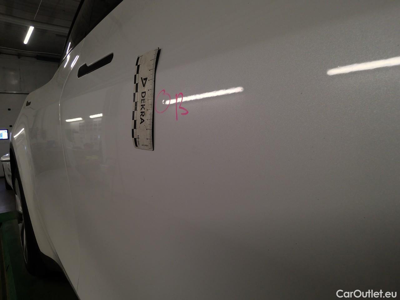  Tesla  Model Y  75kWh Long-Range AWD #11