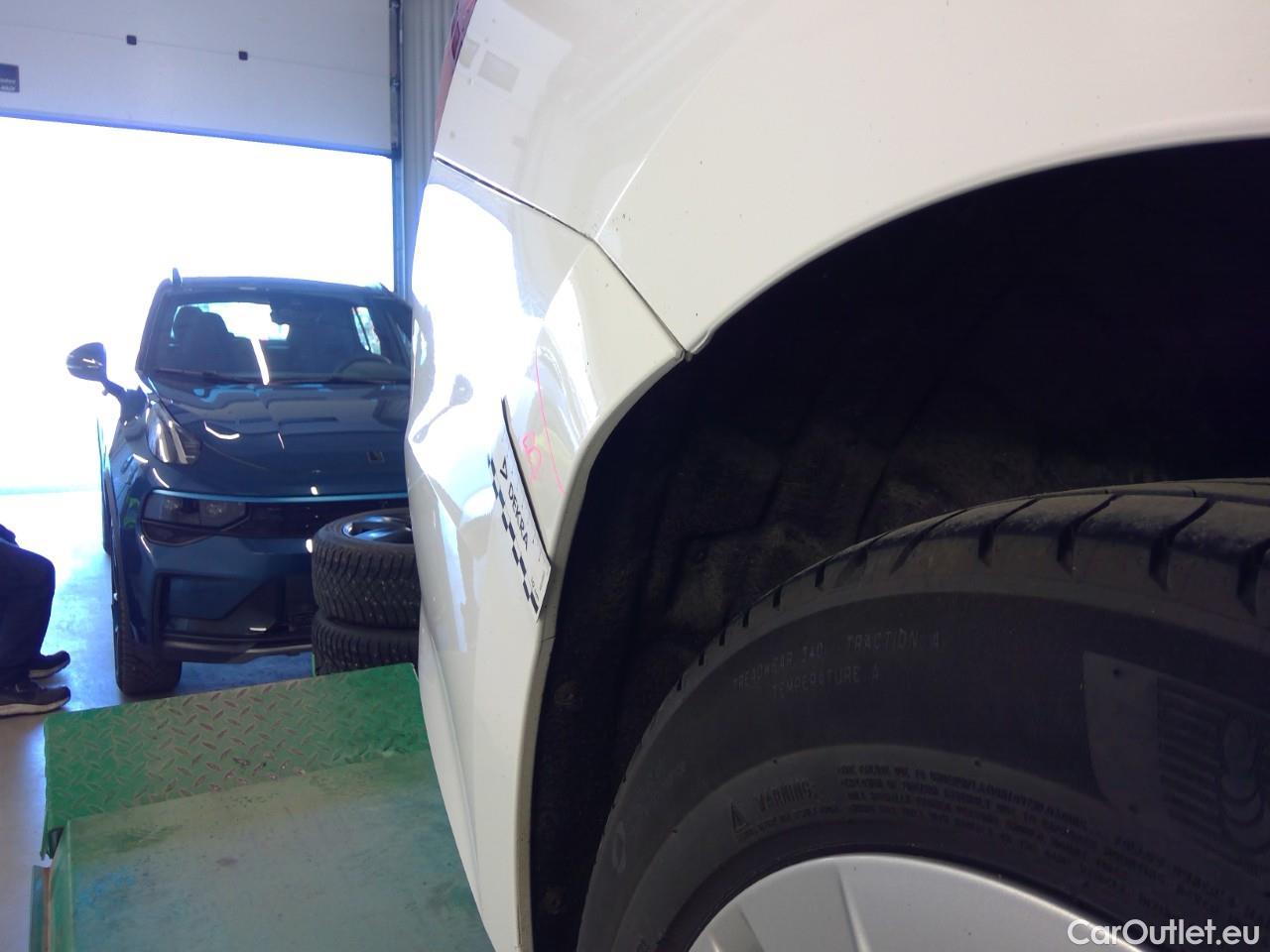  Skoda  Octavia Oct.Combi TDI 150 Style Aut. #3